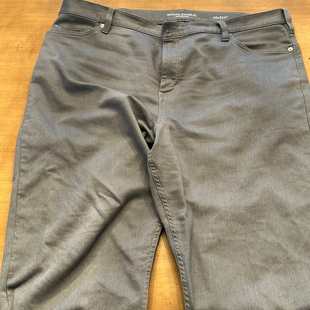 Banana Republic Traveler Gray Pants